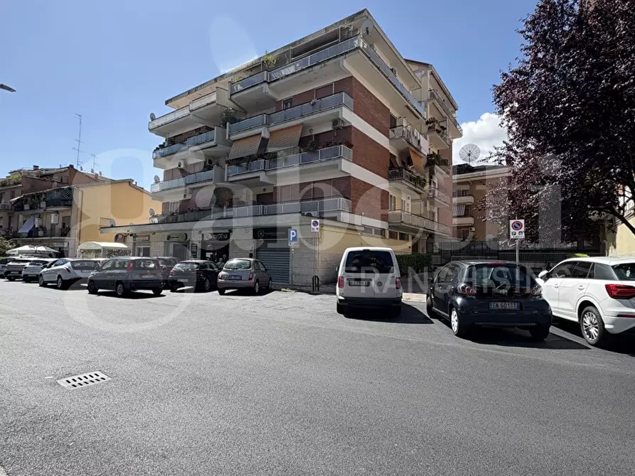 Immagine 12 di Box auto in vendita  in Via Consolare Latina, 65 a Colleferro