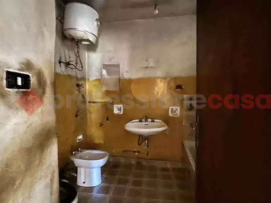 Immagine 6 di Casa indipendente in vendita  in Via Moretto, snc a Torre Cajetani