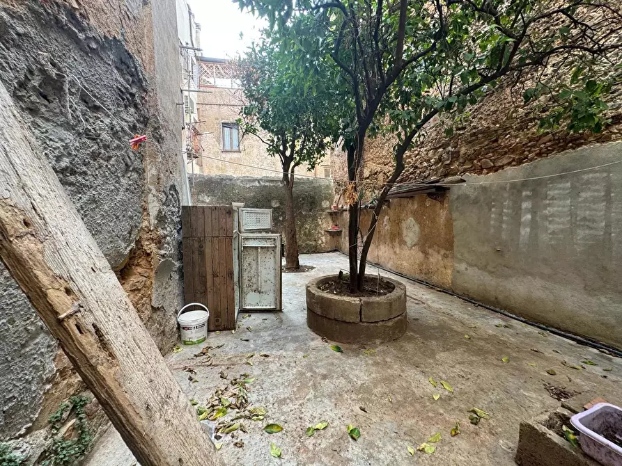 Immagine 12 di Appartamento in vendita  in Via Sarcidano, 9 a Iglesias