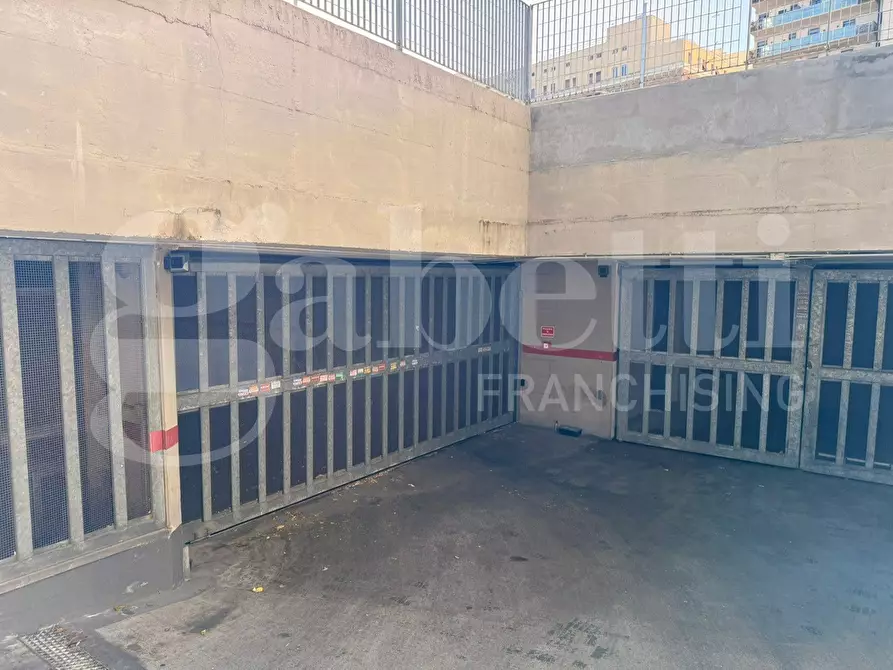 Immagine 4 di Box auto in vendita  in Via Eusebio Chini, 28 a Roma