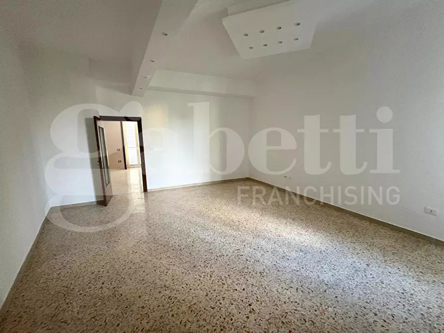 Immagine 8 di Appartamento in affitto  in Via volpicella a Napoli