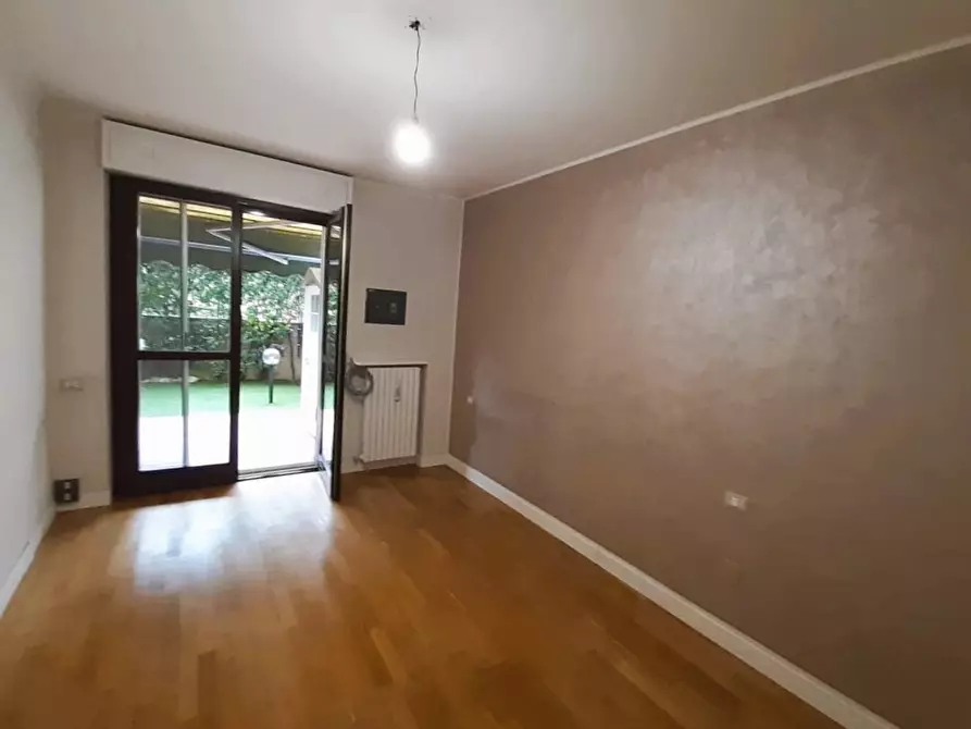 Immagine 3 di Appartamento in vendita  in Via ciro menotti, 170 a Legnano