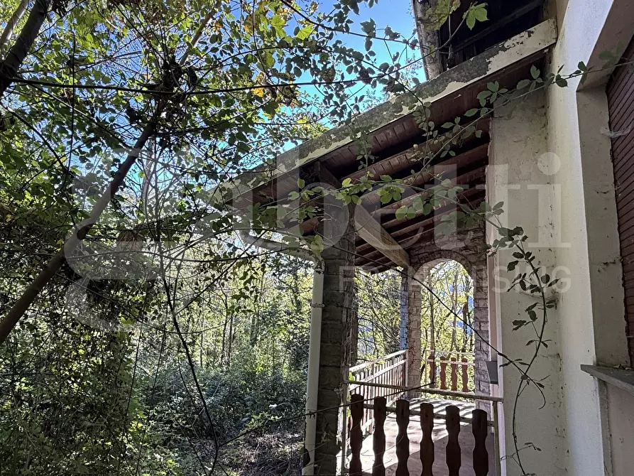 Immagine 6 di Appartamento in vendita  in Via Monti di Sera, 1 a Asso