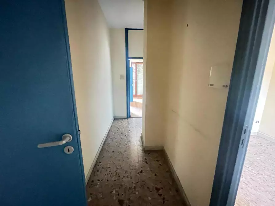 Immagine 3 di Ufficio in affitto  in Via Reggia di Portici a Napoli