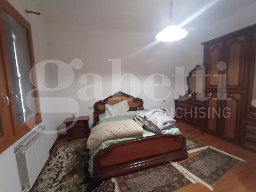 Immagine 5 di Appartamento in vendita  in Via Pegolotte  Via Marconi, 3 a Cona