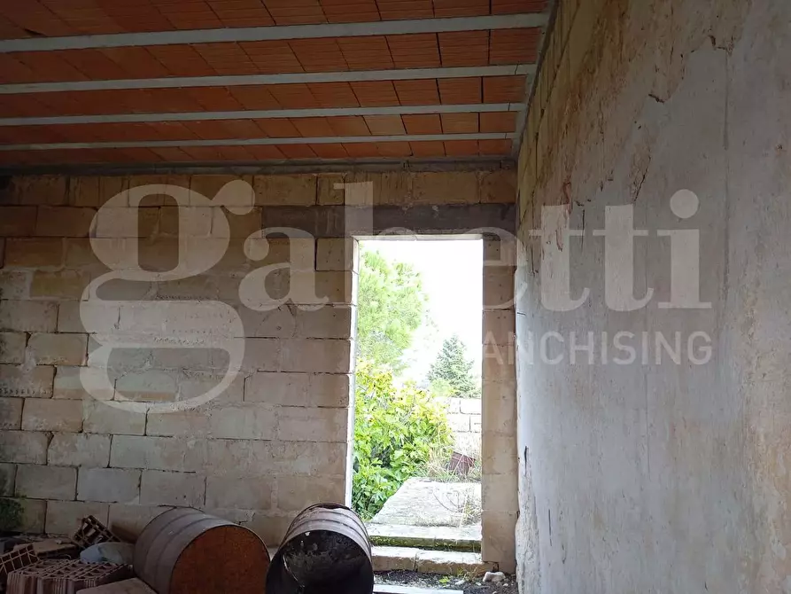 Immagine 13 di Villa in vendita  in Via Acquari Primo, 163 a Lizzanello