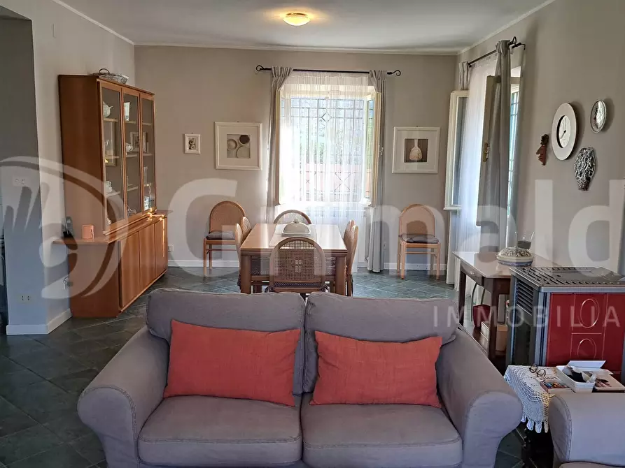 Immagine 4 di Casa indipendente in vendita  in Via camillo benso conte di cavour a Corciano
