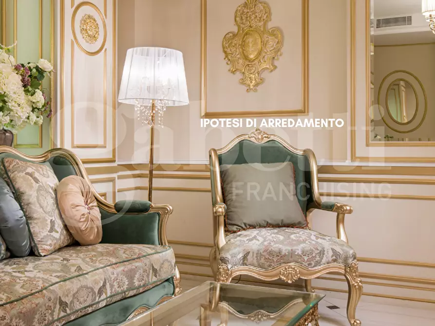 Immagine 4 di Palazzo in vendita  in Via CHIOGGIA - VIALE VENETO, 12 a Chioggia