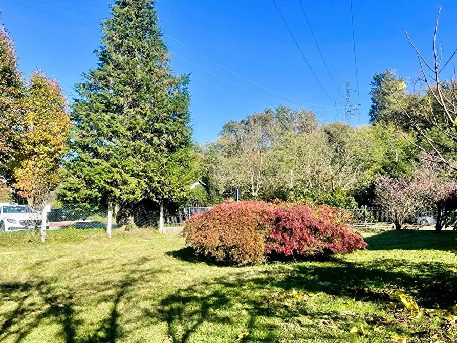 Immagine 4 di Villa in vendita  in Via roma, 83 a Castronno