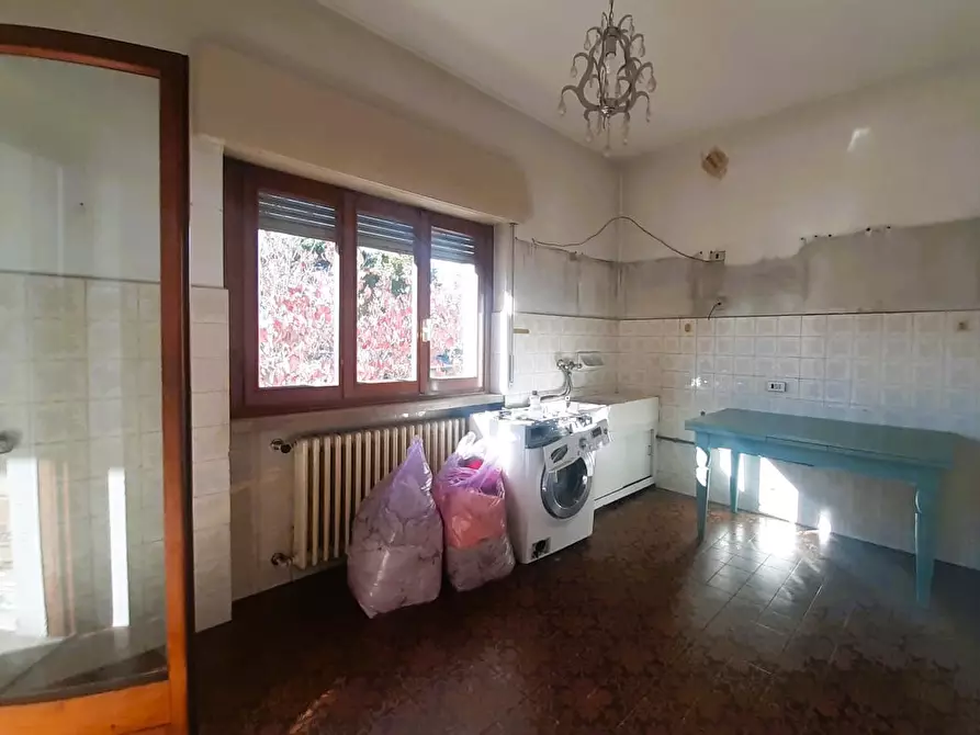 Immagine 40 di Villa in vendita  in Via roma, 83 a Castronno