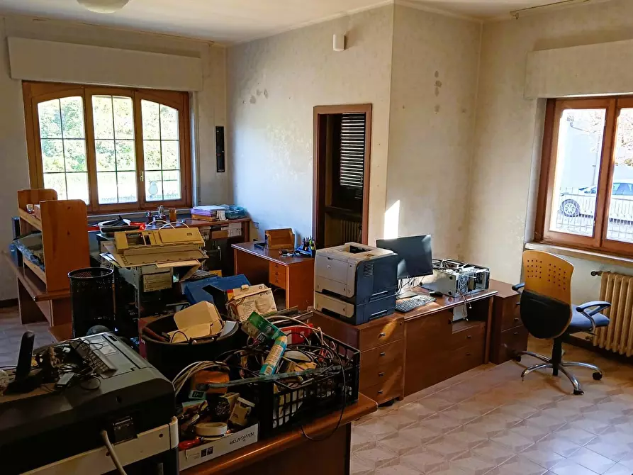 Immagine 27 di Villa in vendita  in Via roma, 83 a Castronno