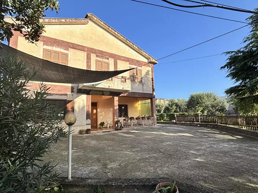 Immagine 12 di Casa indipendente in vendita  in Strada provinciale tecchiena, 50 a Alatri