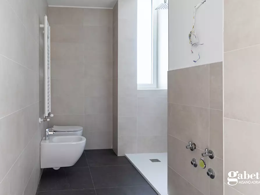 Immagine 16 di Attico in vendita  in Viale castrocaro, 78 a Riccione