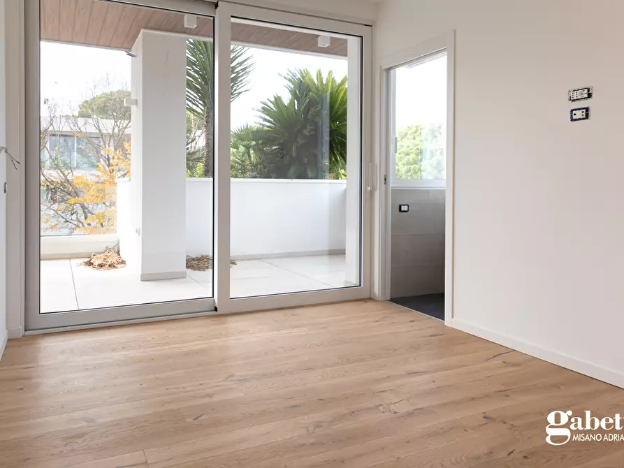 Immagine 14 di Attico in vendita  in Viale castrocaro, 78 a Riccione