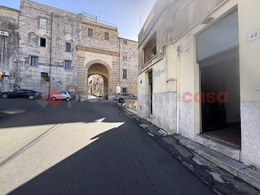 Immagine 31 di Negozio in vendita  in Via PORTA ROMANA, 46 a Terracina