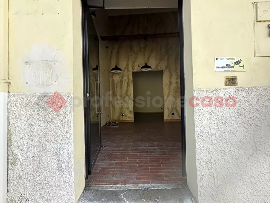 Immagine 27 di Negozio in vendita  in Via PORTA ROMANA, 46 a Terracina