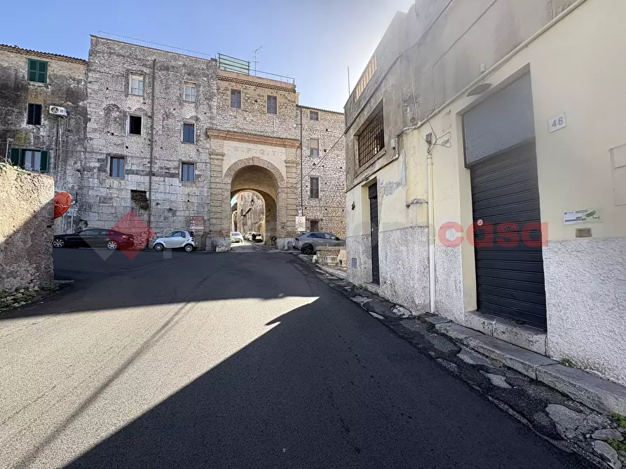 Immagine 2 di Negozio in vendita  in Via PORTA ROMANA, 46 a Terracina