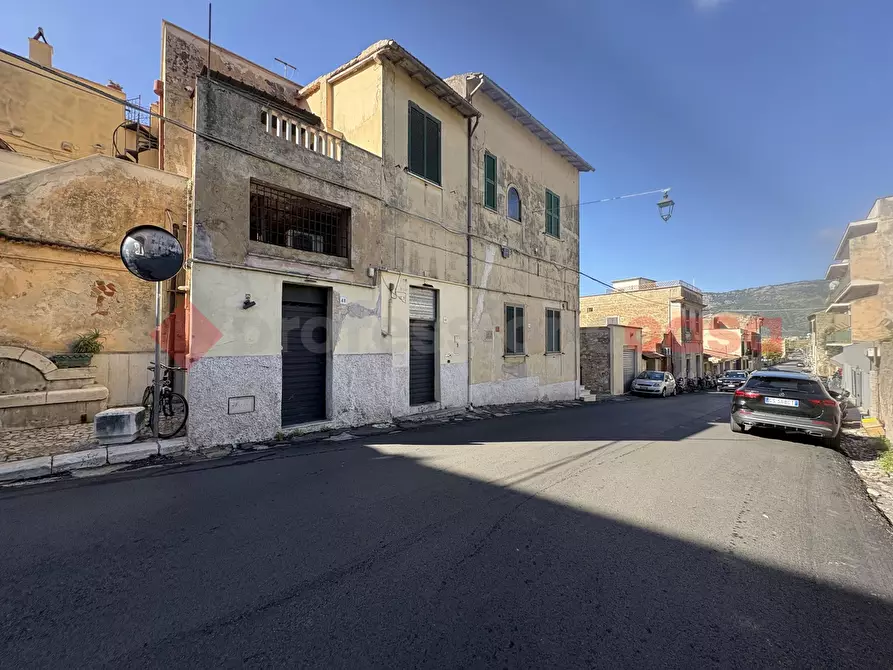 Immagine 3 di Negozio in vendita  in Via PORTA ROMANA, 46 a Terracina