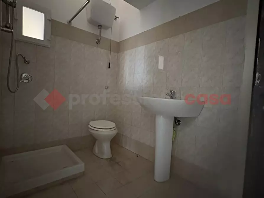 Immagine 20 di Negozio in vendita  in Via PORTA ROMANA, 46 a Terracina