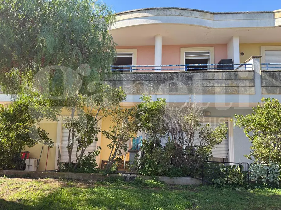 Immagine 2 di Appartamento in vendita  in Via Montenegro, 181 a Lizzanello