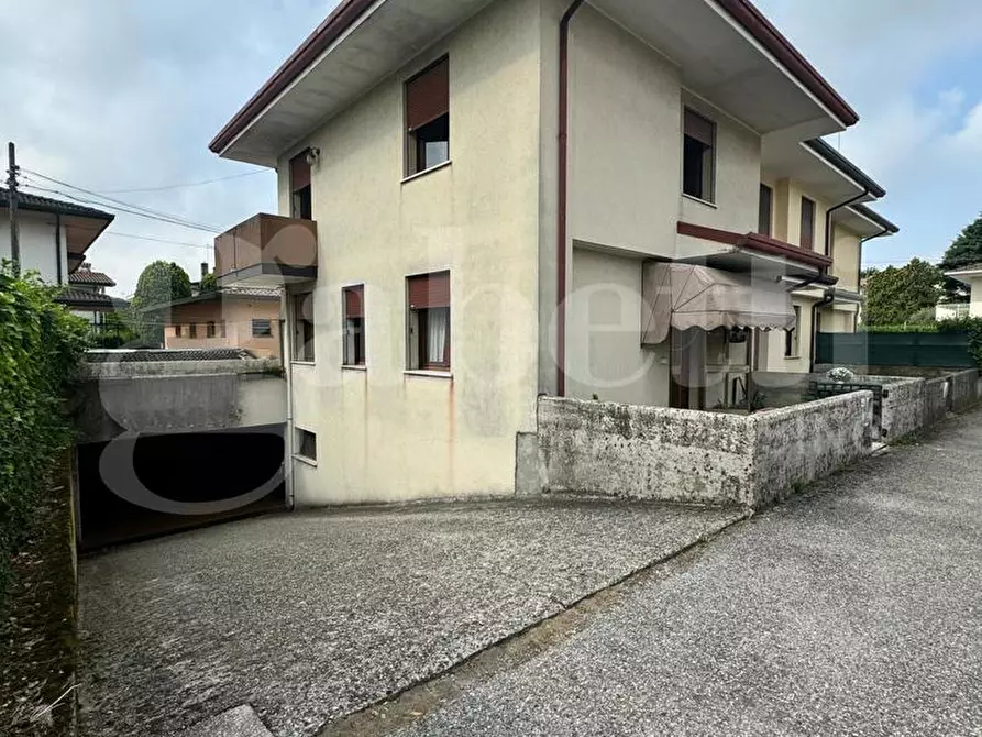 Immagine 3 di Villetta a schiera in vendita  in Via PIETRO DAMINI, SNC a Castelfranco Veneto