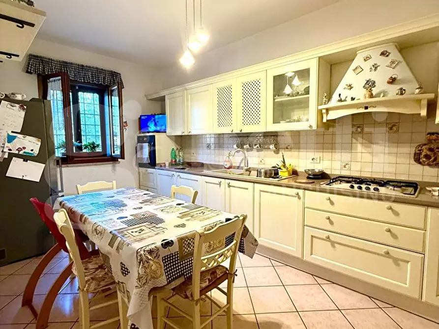 Immagine 4 di Casa bifamiliare in vendita  in Via MONTE SEMPIONE, 68 a Fonte Nuova