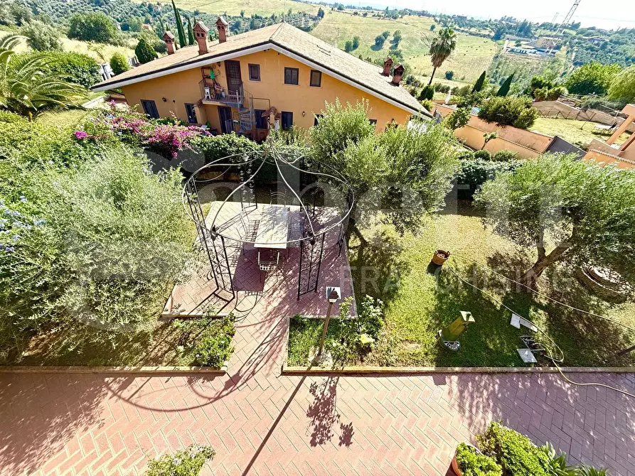 Immagine 23 di Casa bifamiliare in vendita  in Via MONTE SEMPIONE, 68 a Fonte Nuova