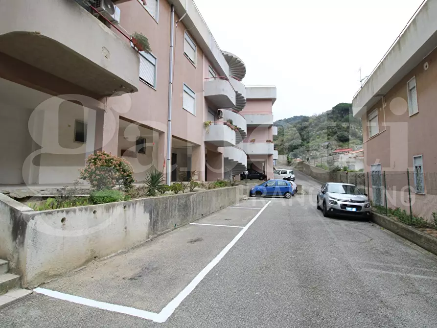 Immagine 19 di Appartamento in vendita  in Strada Comunale S.Michele - Portella, 67 a Messina