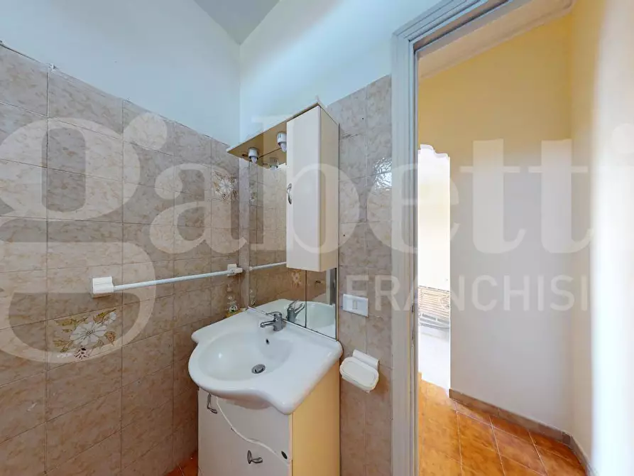 Immagine 16 di Appartamento in vendita  in Via Loreglia, 20 a Roma