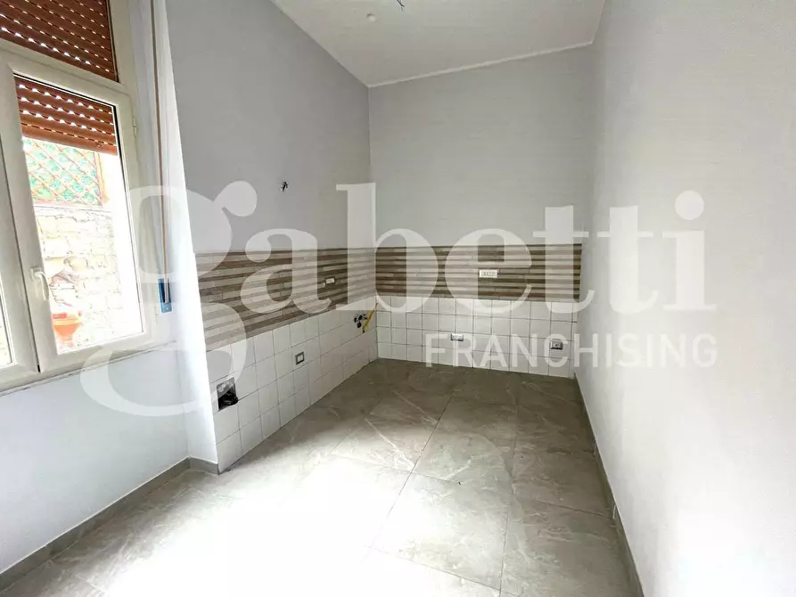 Immagine 3 di Appartamento in vendita  in Via EMANUELE GIANTURCO a Napoli