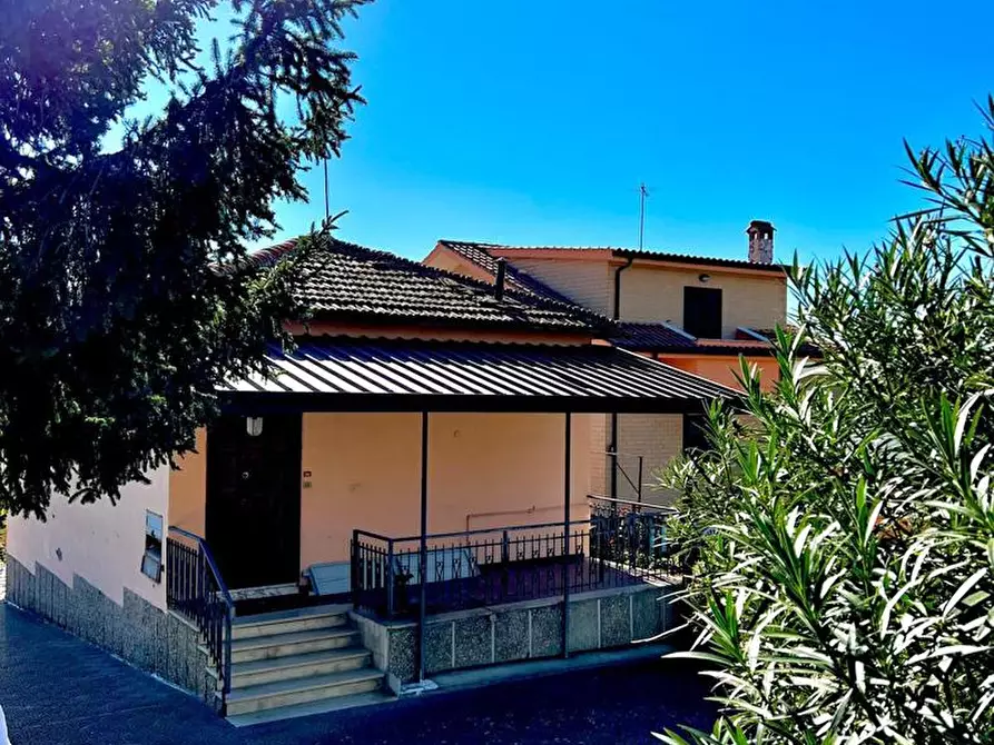 Immagine 6 di Villa in vendita  in Via FRATI CROCIFERI, 00 a Monterotondo