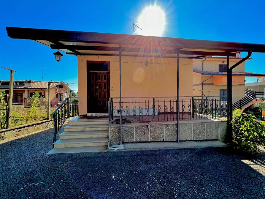 Immagine 2 di Villa in vendita  in Via FRATI CROCIFERI, 00 a Monterotondo