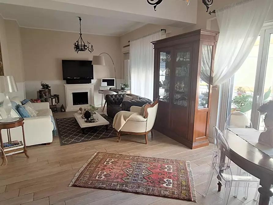 Immagine 3 di Appartamento in vendita  in Via dei Fiori, 1 a Messina