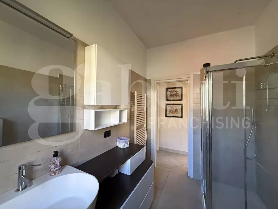 Immagine 29 di Casa bifamiliare in vendita  in Via Como, 1 a Erba