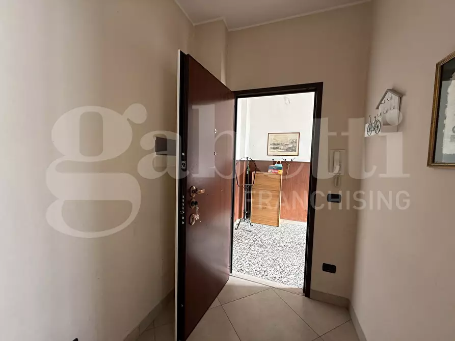 Immagine 19 di Casa bifamiliare in vendita  in Via Como, 1 a Erba