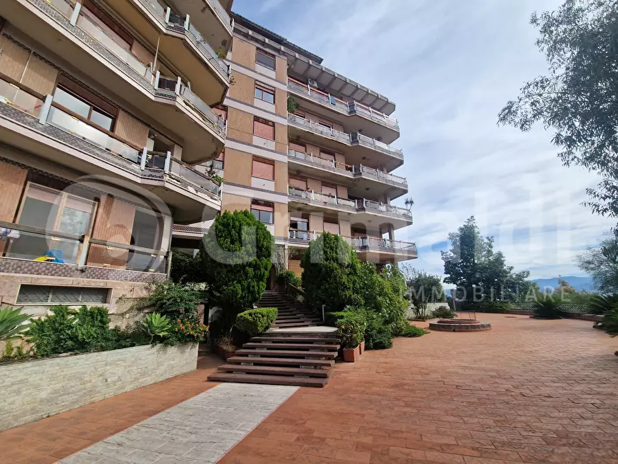 Immagine 1 di Appartamento in vendita  in Via Ducezio a Messina