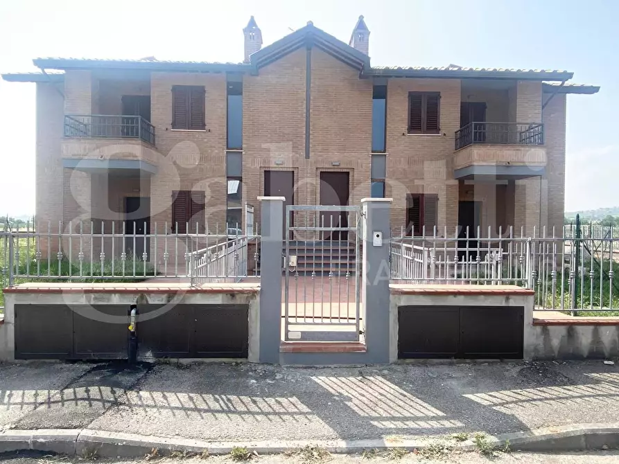 Immagine 13 di Appartamento in vendita  in Via Mestrallet, 1 a Assisi