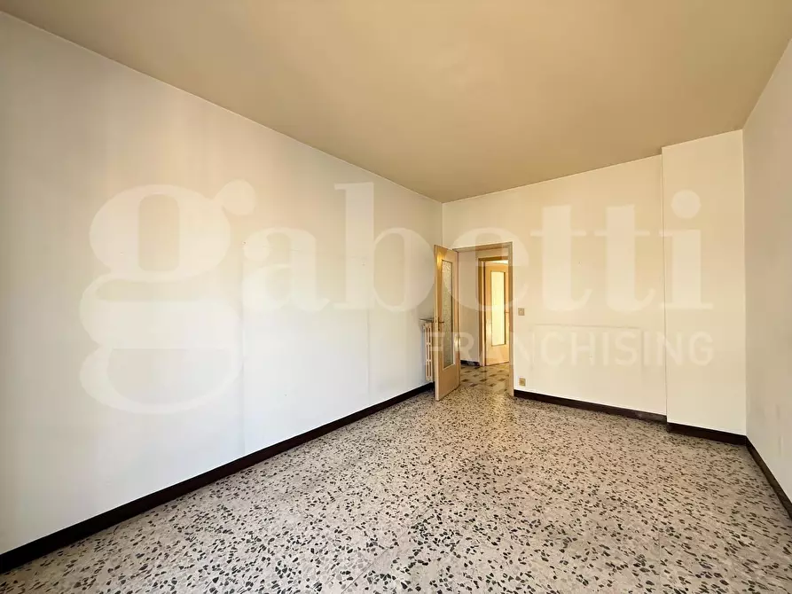 Immagine 9 di Appartamento in vendita  in Via Sestriere a Torino