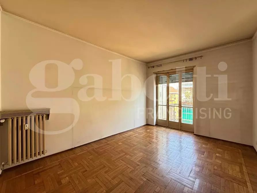 Immagine 2 di Appartamento in vendita  in Via Sestriere a Torino