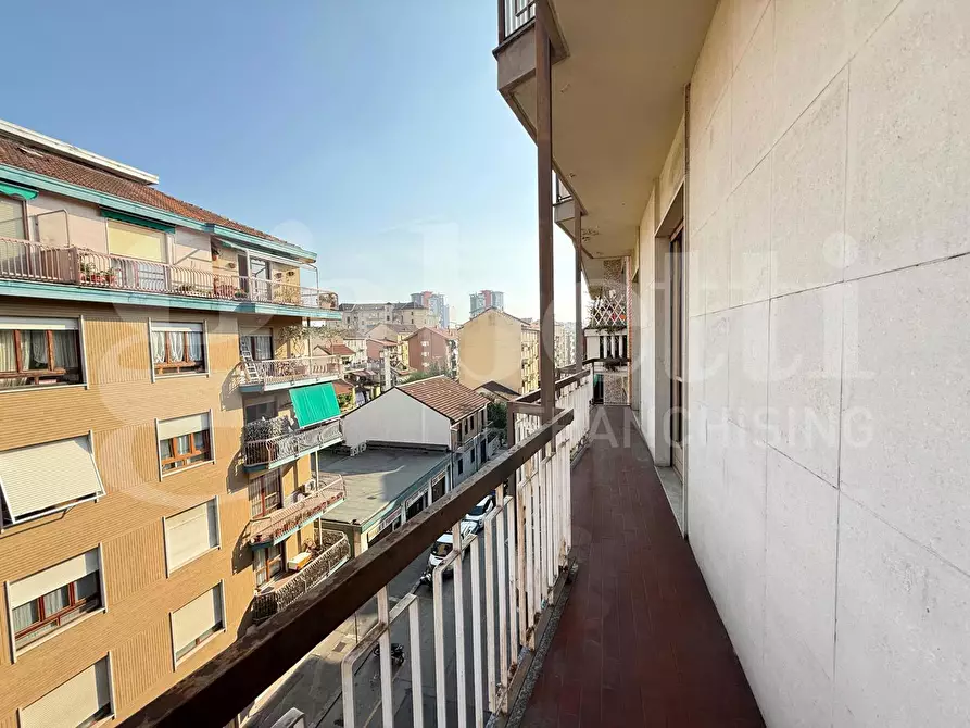 Immagine 14 di Appartamento in vendita  in Via Sestriere a Torino