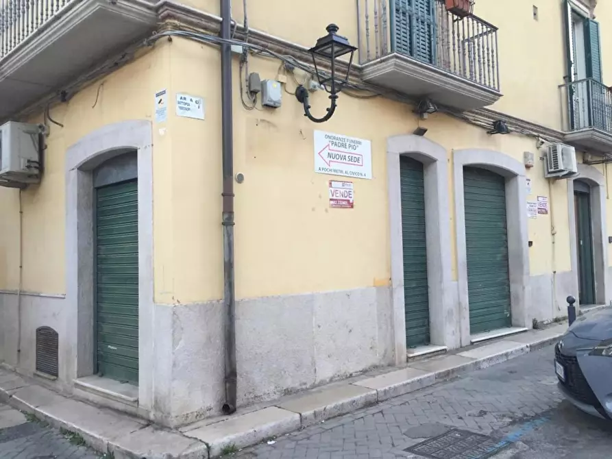 Immagine 7 di Negozio in vendita  in Piazza NICOLA TONDI a San Severo