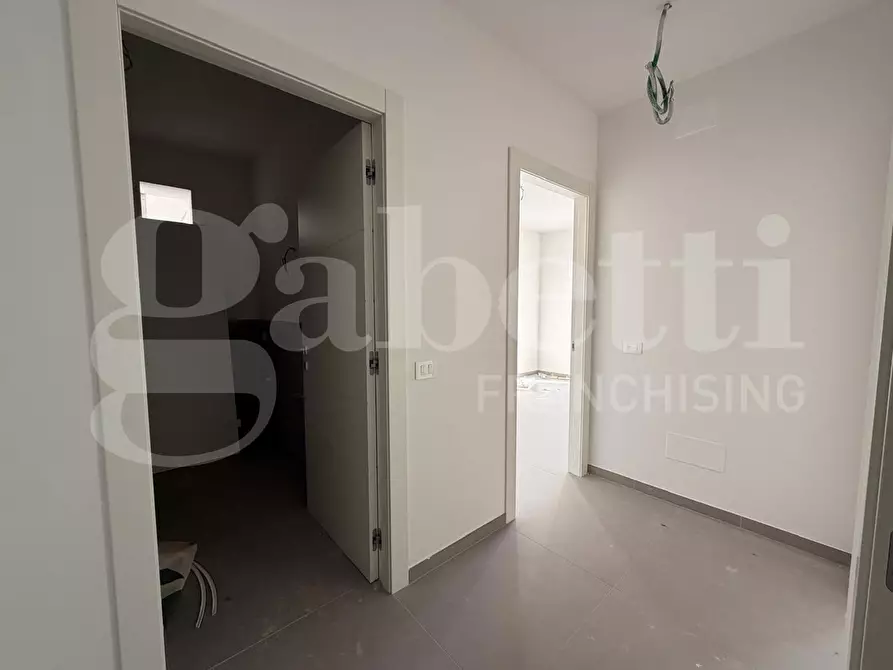 Immagine 11 di Appartamento in vendita  in Via G. Iustini, snc a Martinsicuro