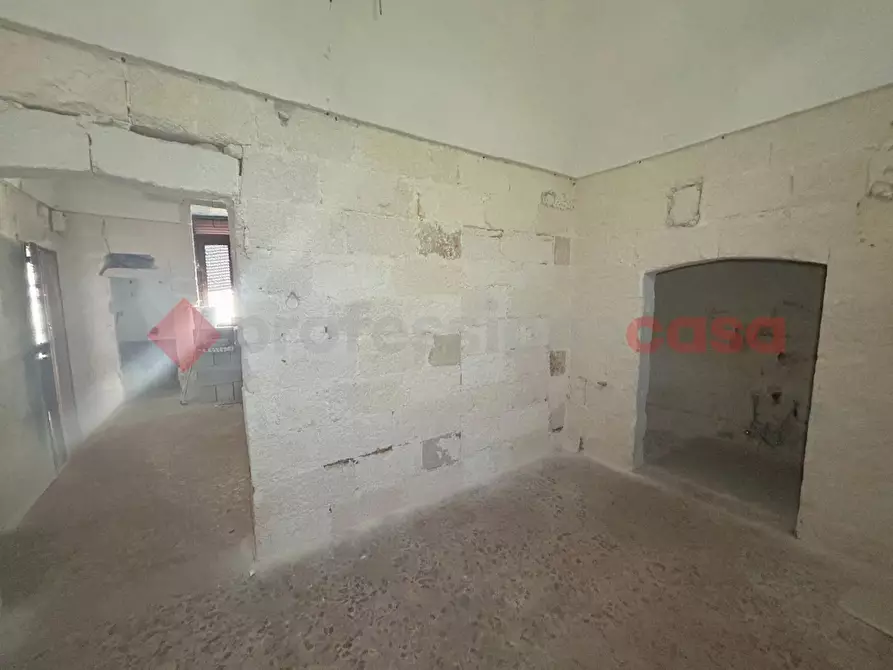 Immagine 16 di Casa indipendente in vendita  in Via montello a Poggiardo