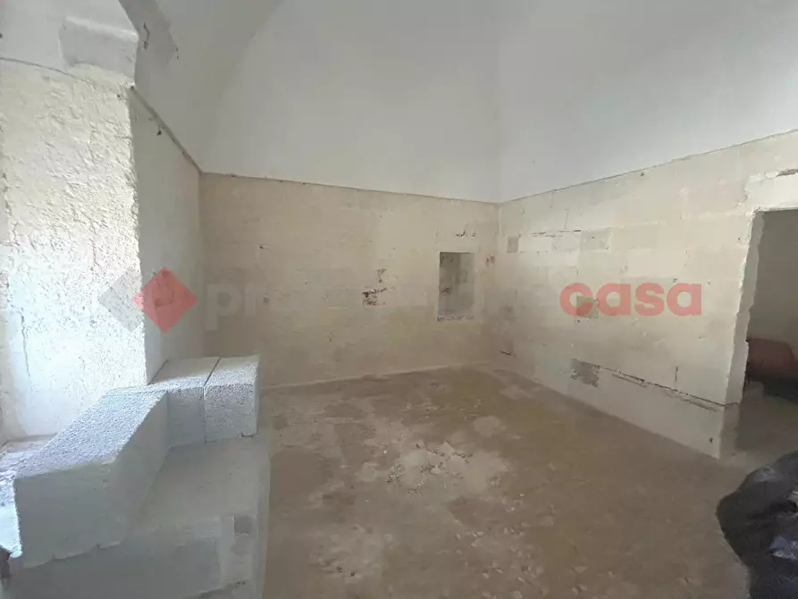 Immagine 11 di Casa indipendente in vendita  in Via montello a Poggiardo