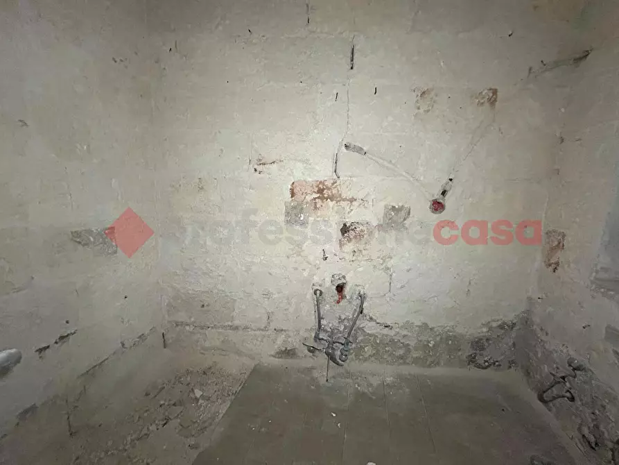 Immagine 17 di Casa indipendente in vendita  in Via montello a Poggiardo