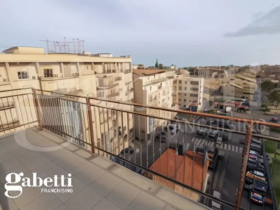 Immagine 1 di Appartamento in vendita  in Via Dell'esperanto, 2 a Catania