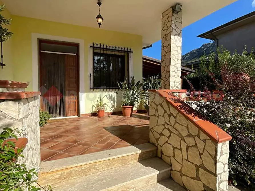 Immagine 5 di Villa in vendita  in Strada MATERA, 5 a Terracina