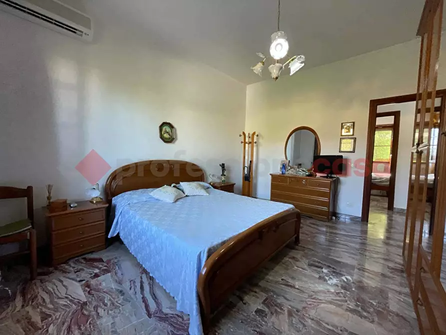 Immagine 16 di Villa in vendita  in Strada MATERA, 5 a Terracina