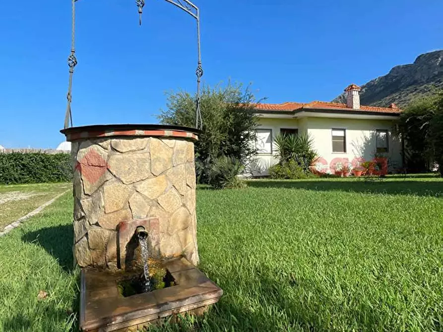 Immagine 26 di Villa in vendita  in Strada MATERA, 5 a Terracina