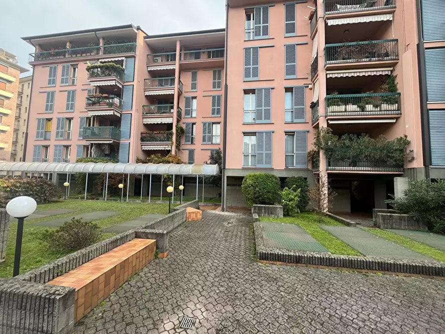 Immagine 3 di Appartamento in vendita  in Via PAOLO VI, 6 a Abbiategrasso